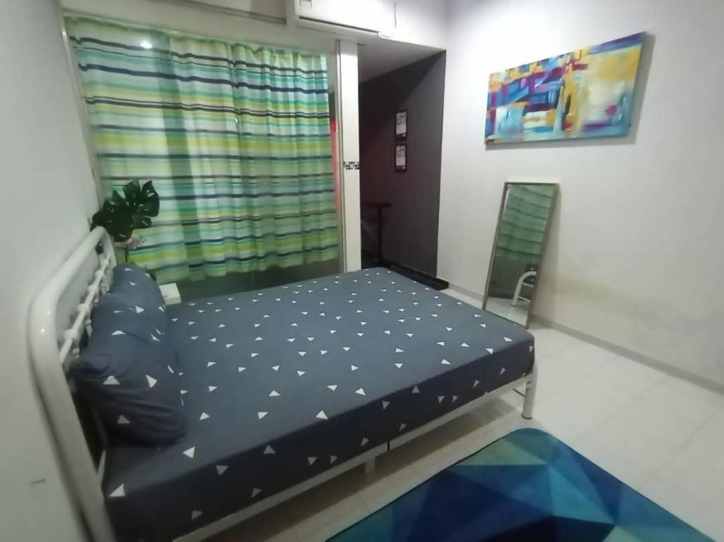 Roomstay Rumah Pintu Kuning Kangar